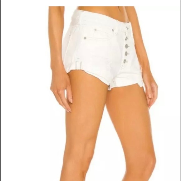 Free People Pants - FREE PEOPLE NWT REVOLVE ROMEO ROLLED CUT OFF DISTRESSED SHORTS IN WHITE SIZE 29